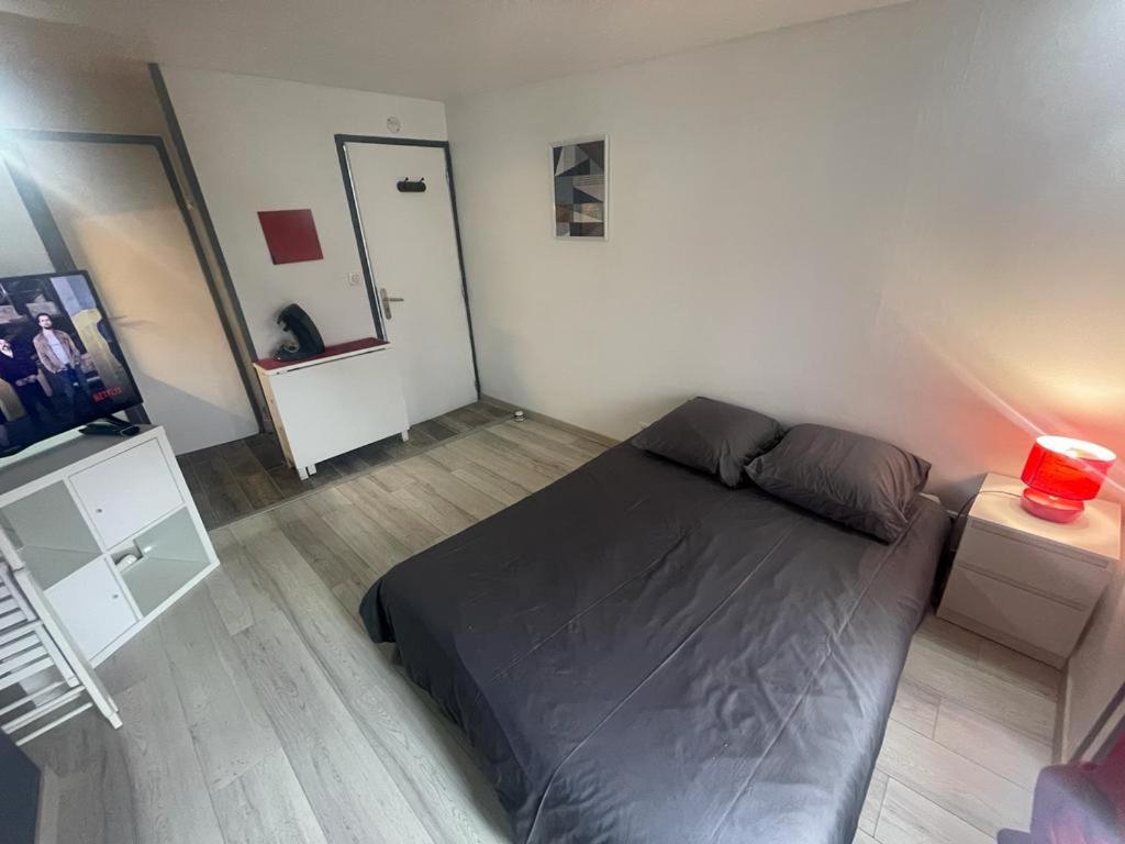 Le Confort - Calme, Ideale Couple, Business, Long Sejour Niort Zewnętrze zdjęcie